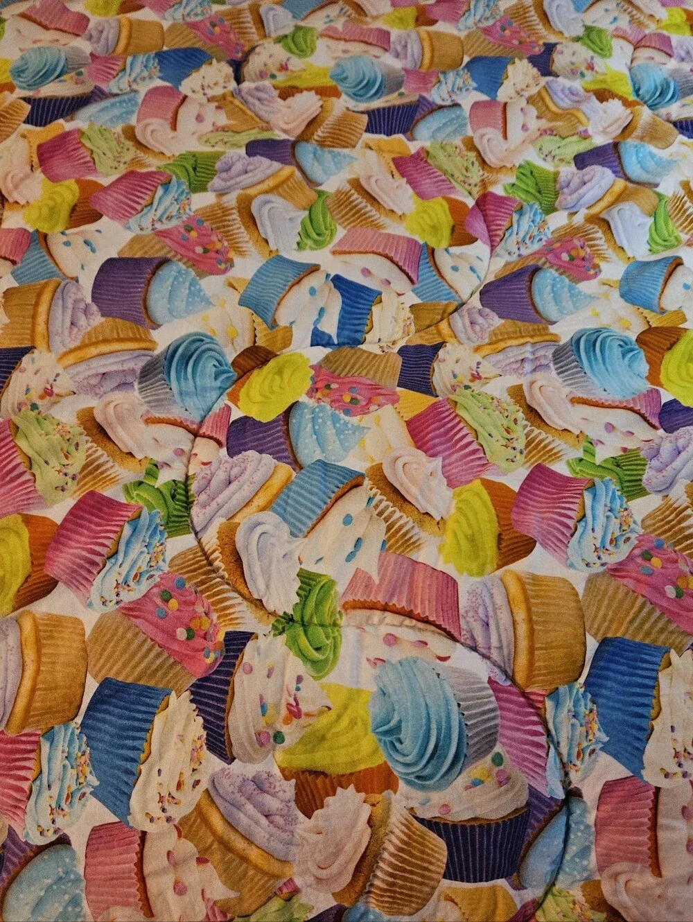 Iscream Cupcake Print Twin  Quilted-Comforter Multicolor Reversable Vibrant Pink